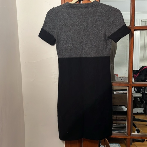 Theory Cashmere Short Sleeve Dress Size S/P - Picture 2 of 5